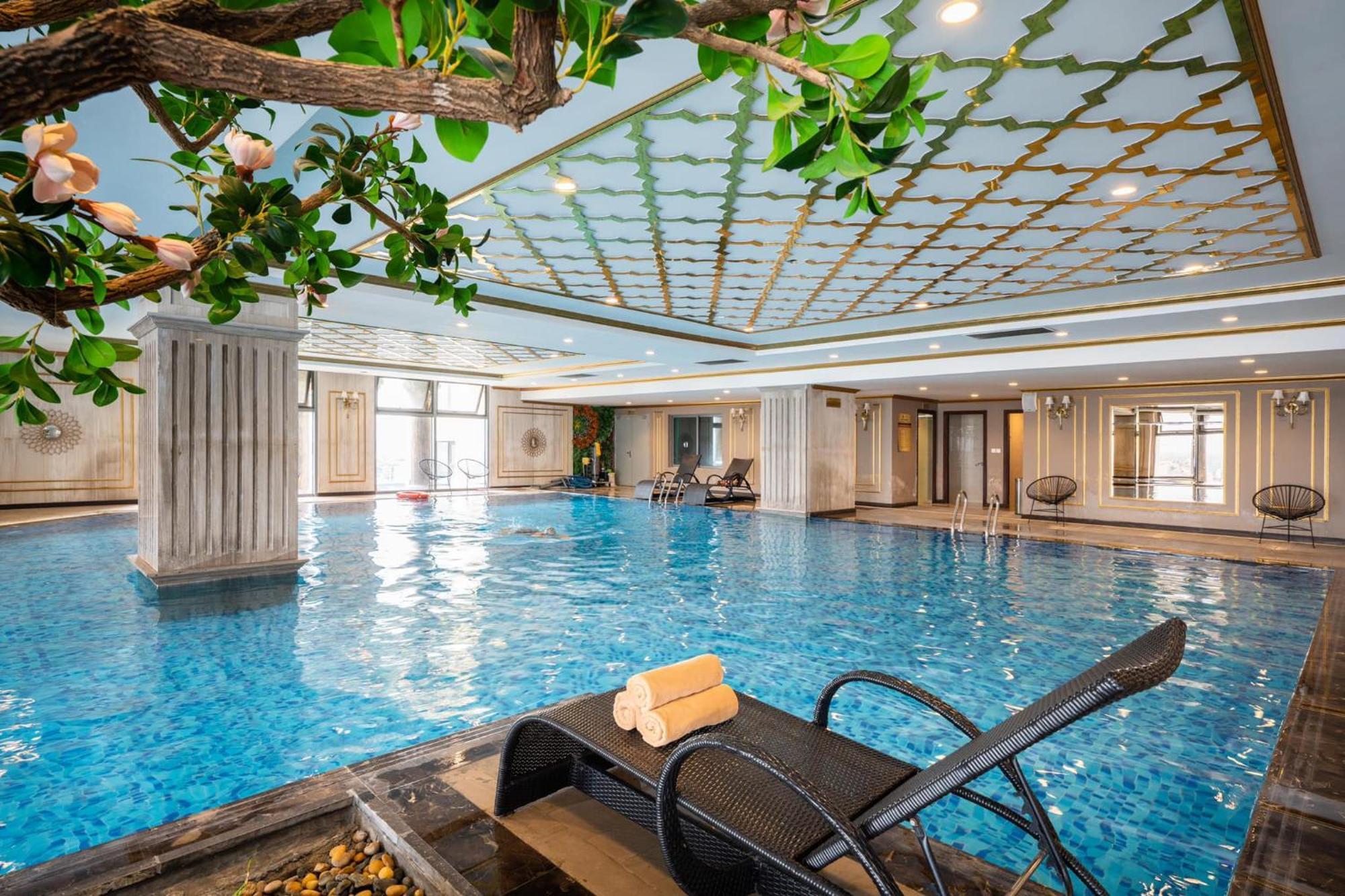 Hi-Home Suites - The West Lake Xuan Dieu Ханой Екстериор снимка